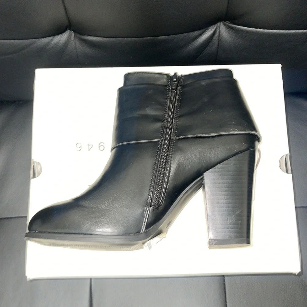 C Comfort EST 1946 Womens Size 10 Black Leather Boots - Picture 6 of 12